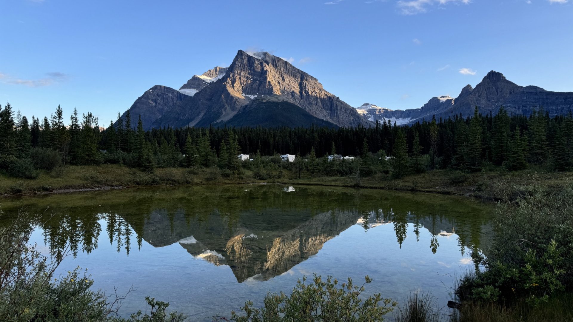 4 days offline on Icefield Parkway | Part 1